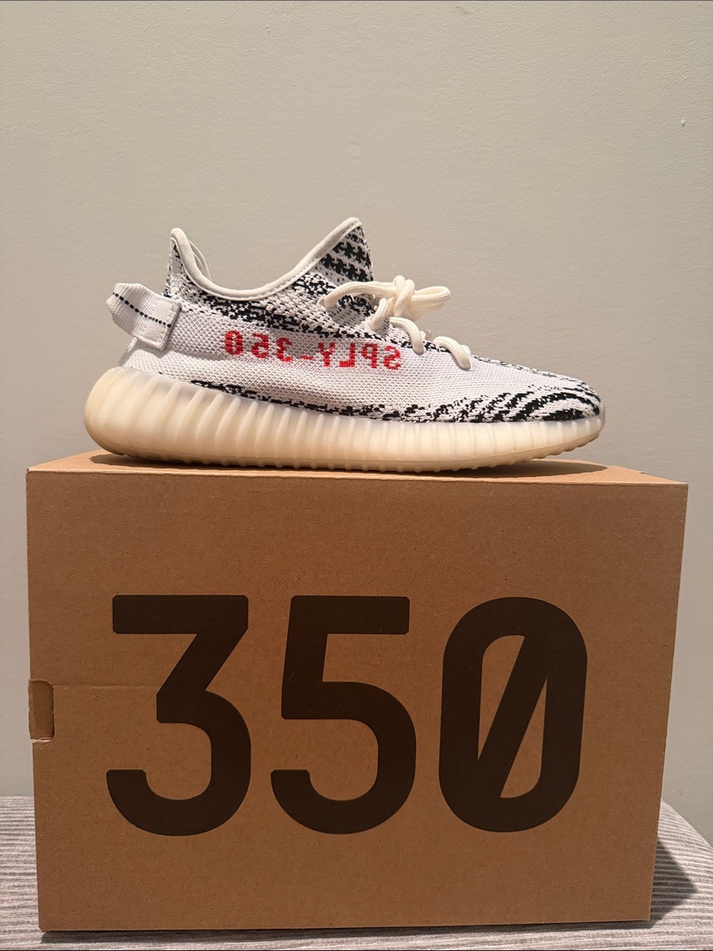 Yeezy Boost 350 V2 Zebra - White/Black/Red